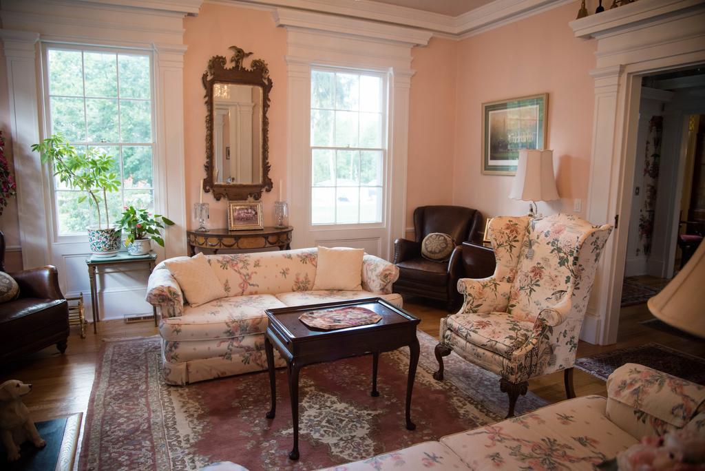 Hopewell Junction Bykenhulle House Bed And Breakfast المظهر الخارجي الصورة