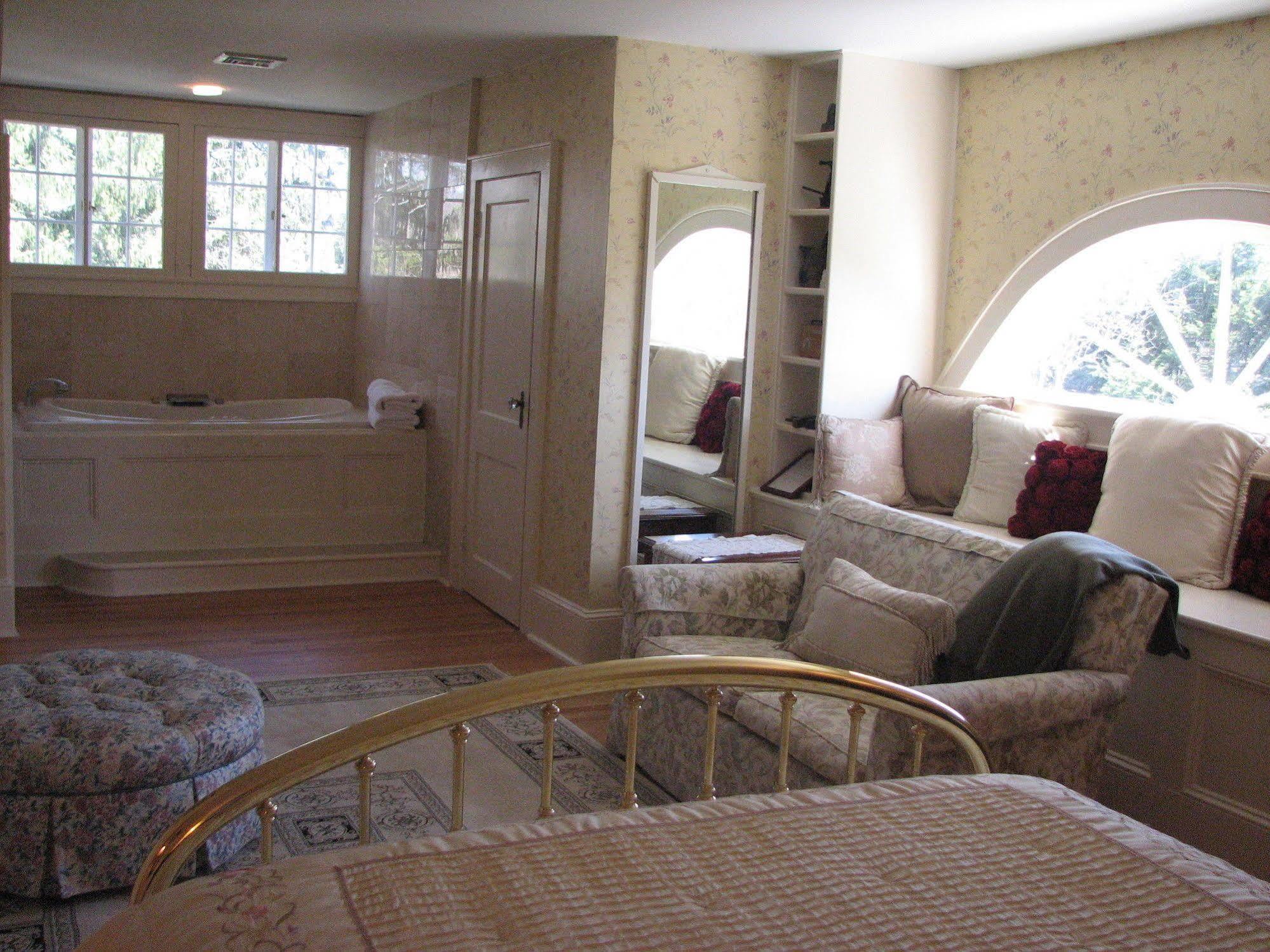 Hopewell Junction Bykenhulle House Bed And Breakfast المظهر الخارجي الصورة
