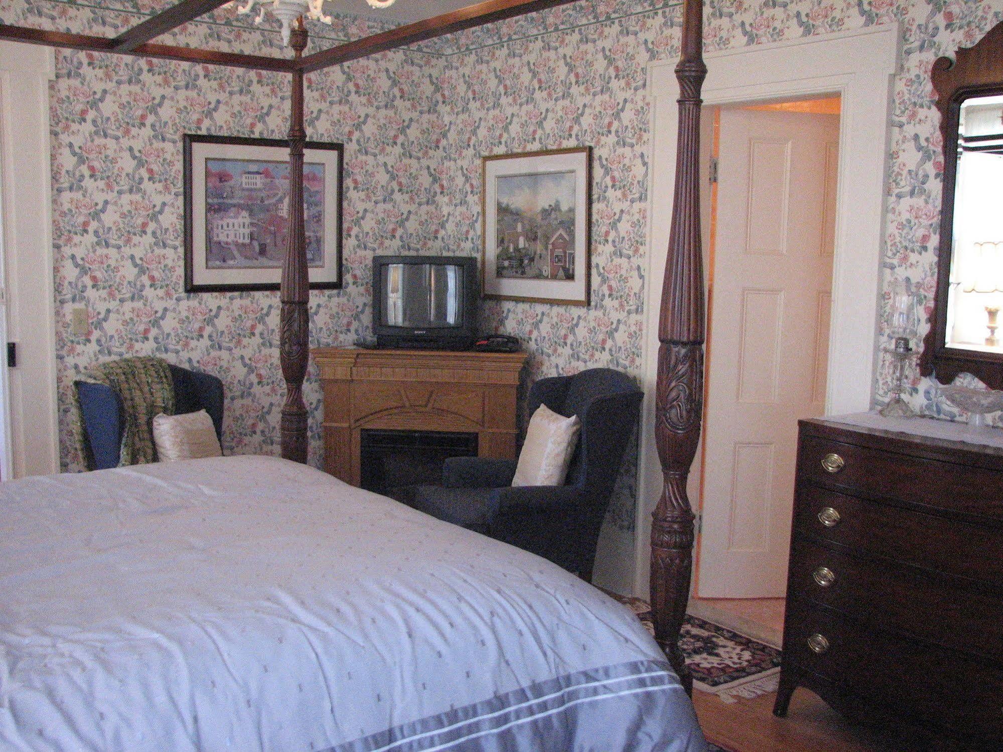 Hopewell Junction Bykenhulle House Bed And Breakfast المظهر الخارجي الصورة